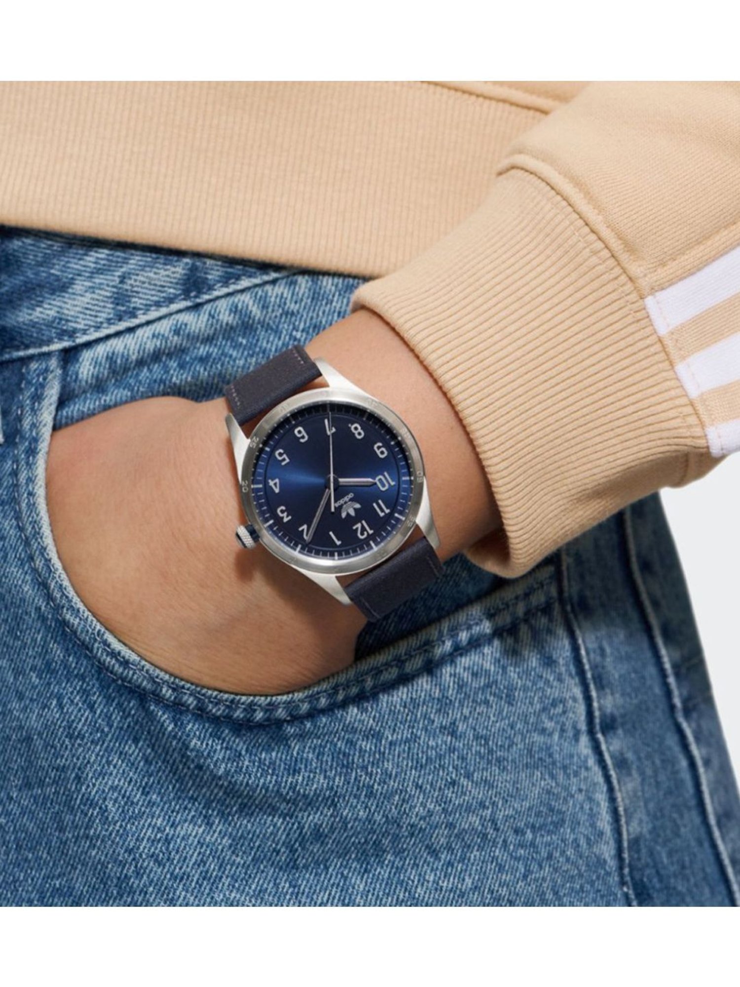 ADIDAS ORIGINALS AOSY23038 Analog Unisex Watch