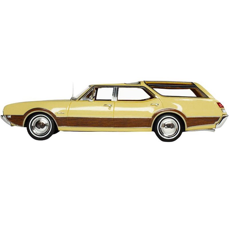 1969 Oldsmobile Vista Cruiser with Roof Rack Safron Yellow w/Wood Paneling Ltd Ed 230 pcs 1/43 Model Car by Goldvarg Collection
