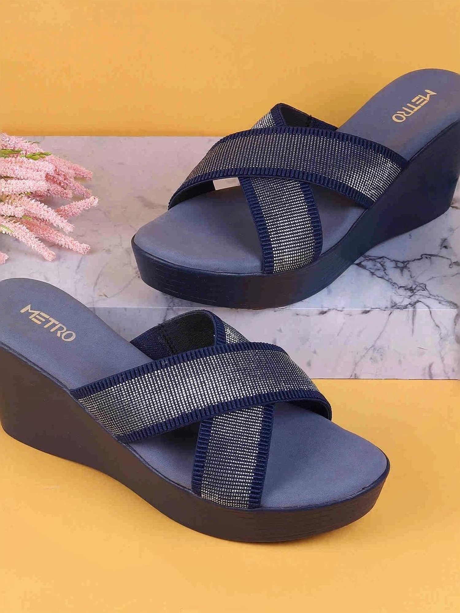 Metro Women's Blue Cross Strap Wedges