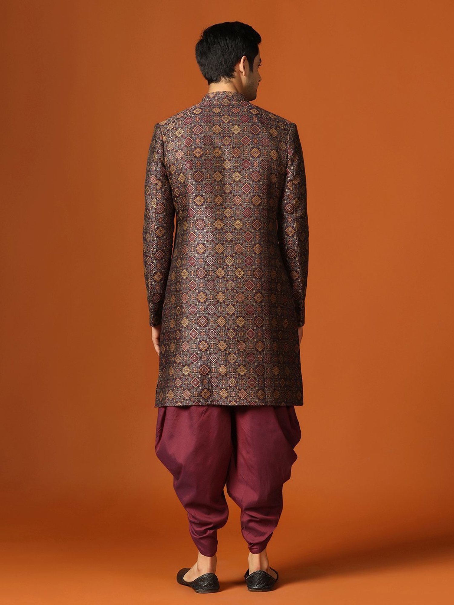 KISAH Maroon Regular Fit Self Pattern Sherwani Set
