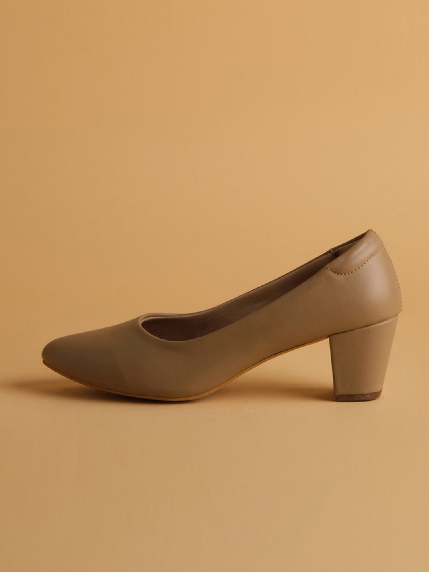 Eridani Women's Miley Beige Formal Pumps