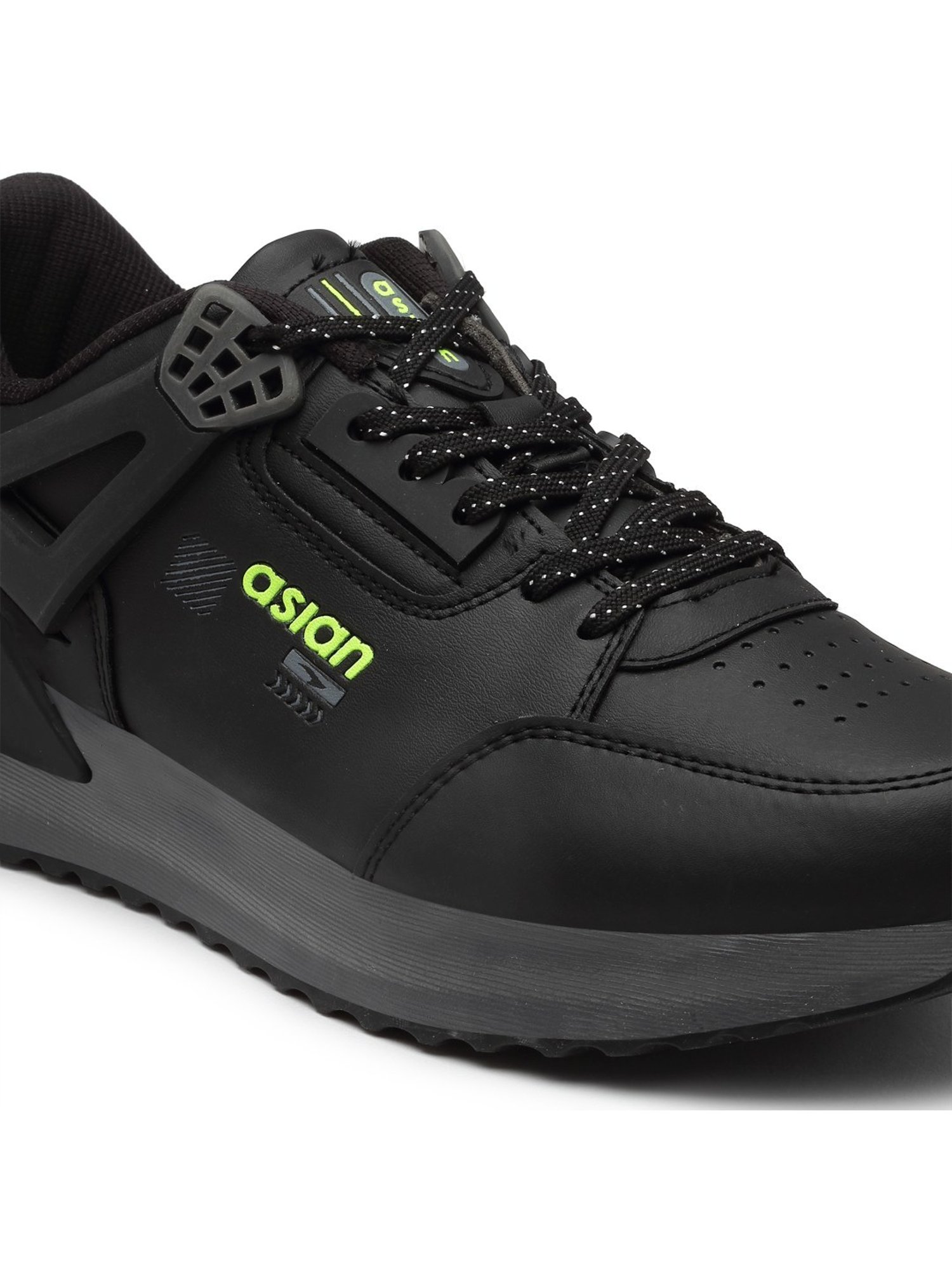 Asian Men's Black Casual Sneakers