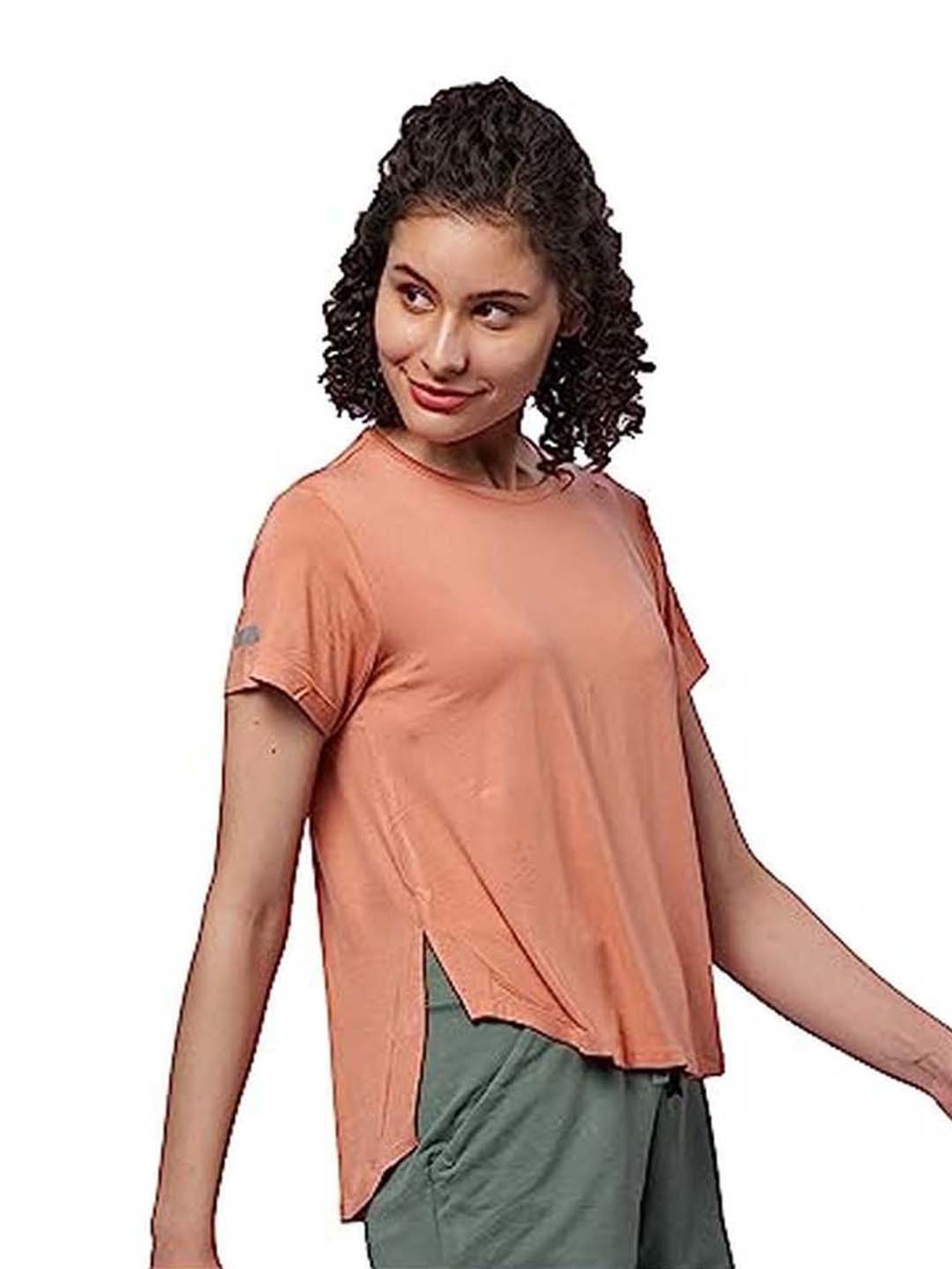 Domin8 Women High Slit Yoga Top