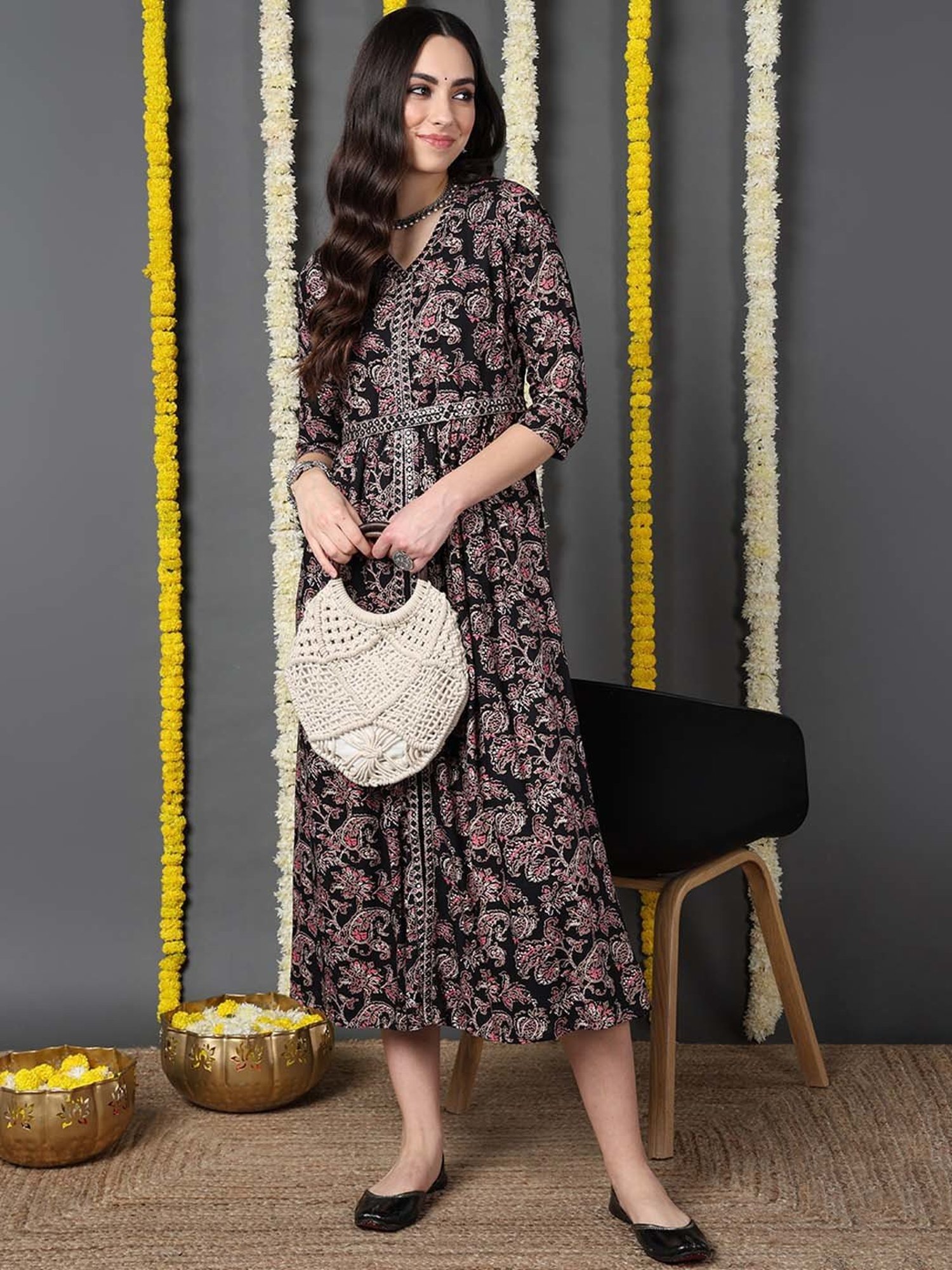 Vaamsi Black Printed A-Line dress