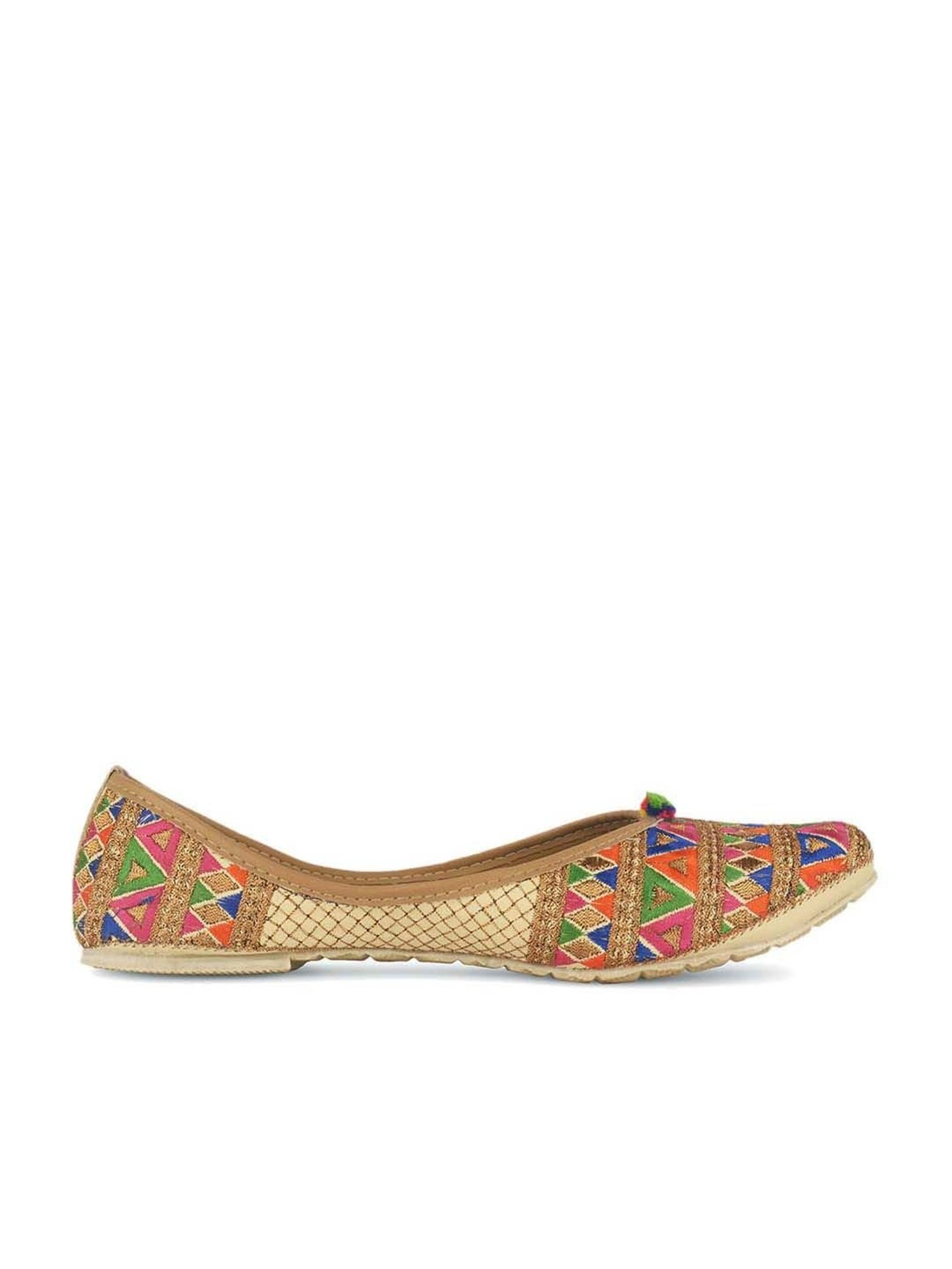 Desi Colour Women's Multicoloured Ethnic Juttis