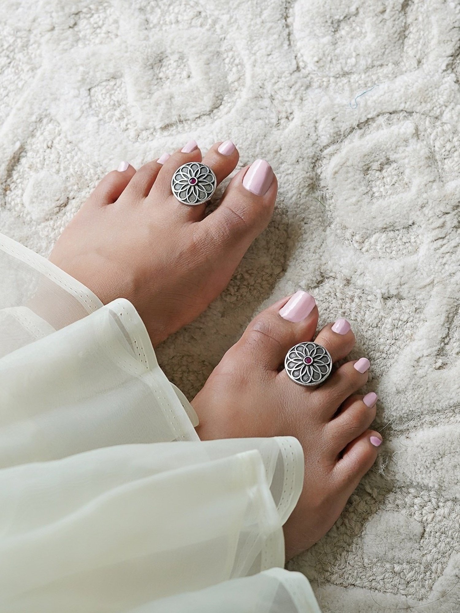 Teejh Ethnic Aadhar Silver Oxidized Toe Rings for Women