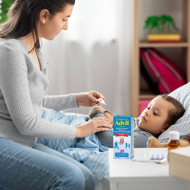 Children's Advil Liquid Fever Reducer/Pain Reliever (NSAID) - 100 mg Ibuprofen - Grape Flavor - 4 fl oz