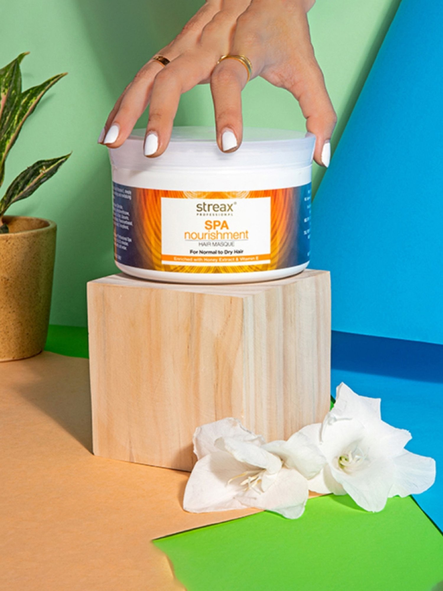 Osmo Blinding Shine Illuminating Mask - 300 ml