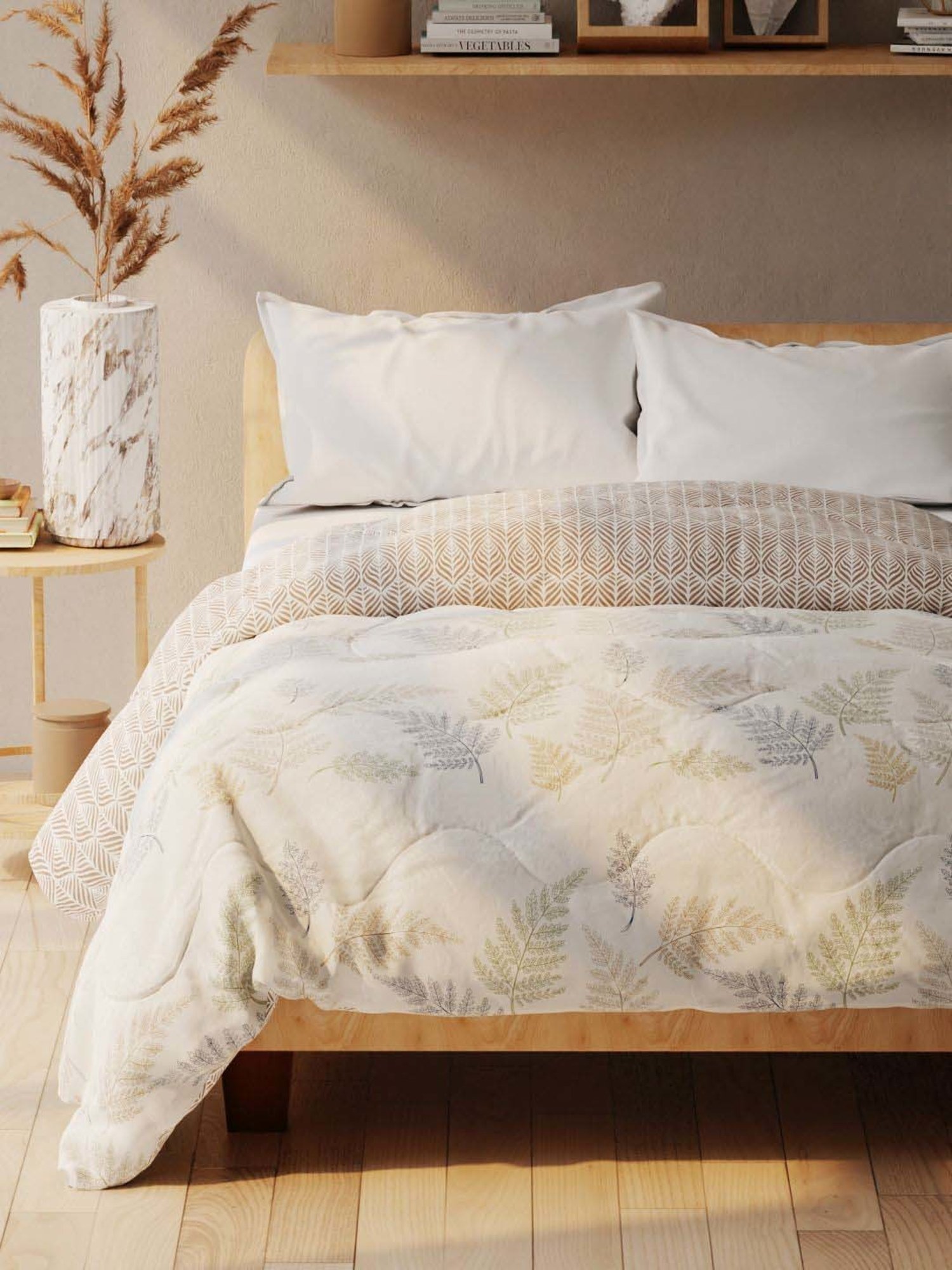 Bianca Romelio Brown 152 TC Micro Fabric Double Comforter