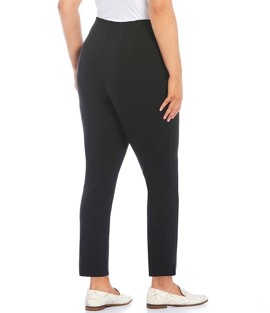 Code Bleu Plus Size Cropped Cargo Pants