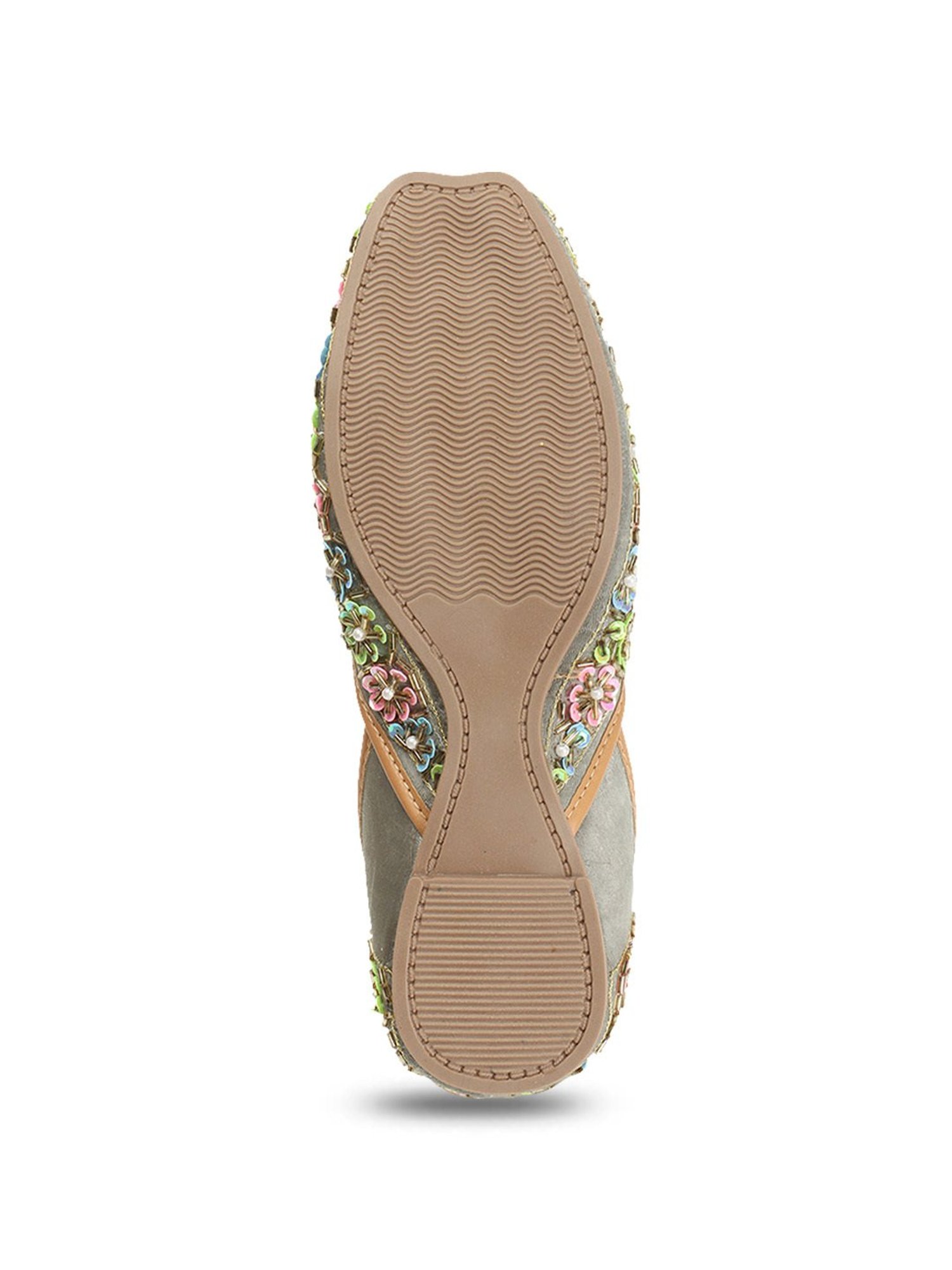 Iconics Women's Grey Ethnic Juttis