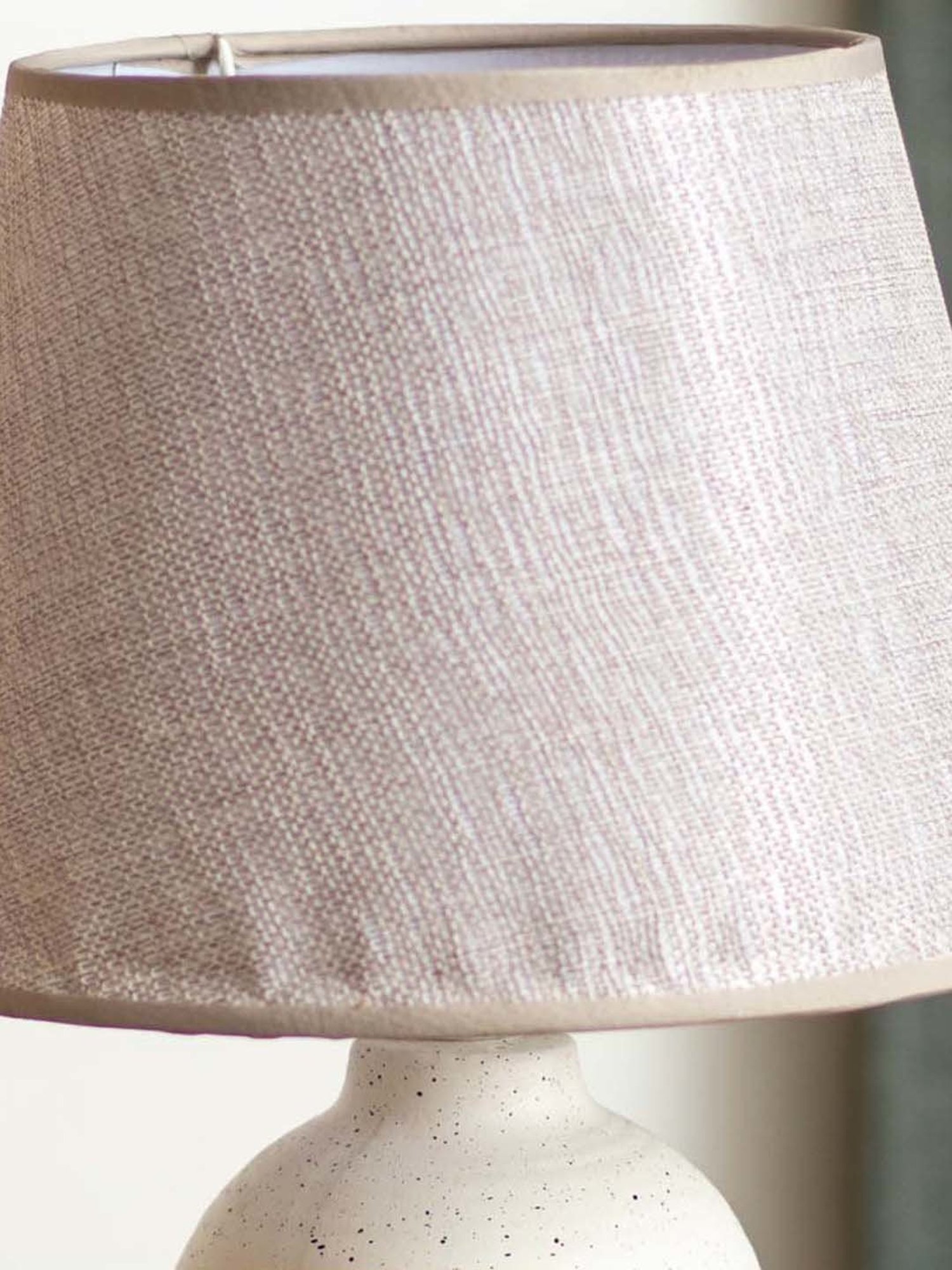 The Decor Kart White Ceramic Love Of Nature Table Lamp