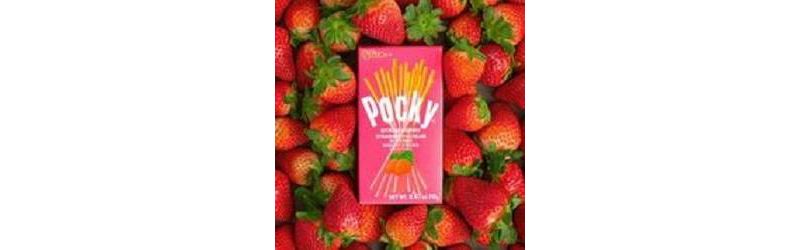 Glico Pocky Strawberry Cream Covered Biscuit Sticks - 2.47oz