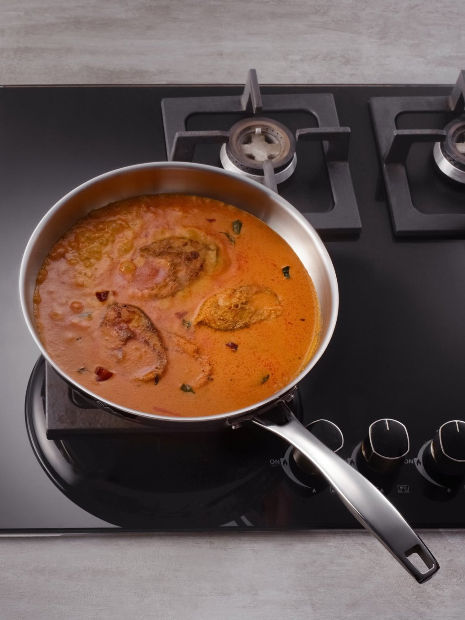 HAZEL Silver Induction Bottom Tope Stainless Steel Patila - 17.7 cm (2500 ml)