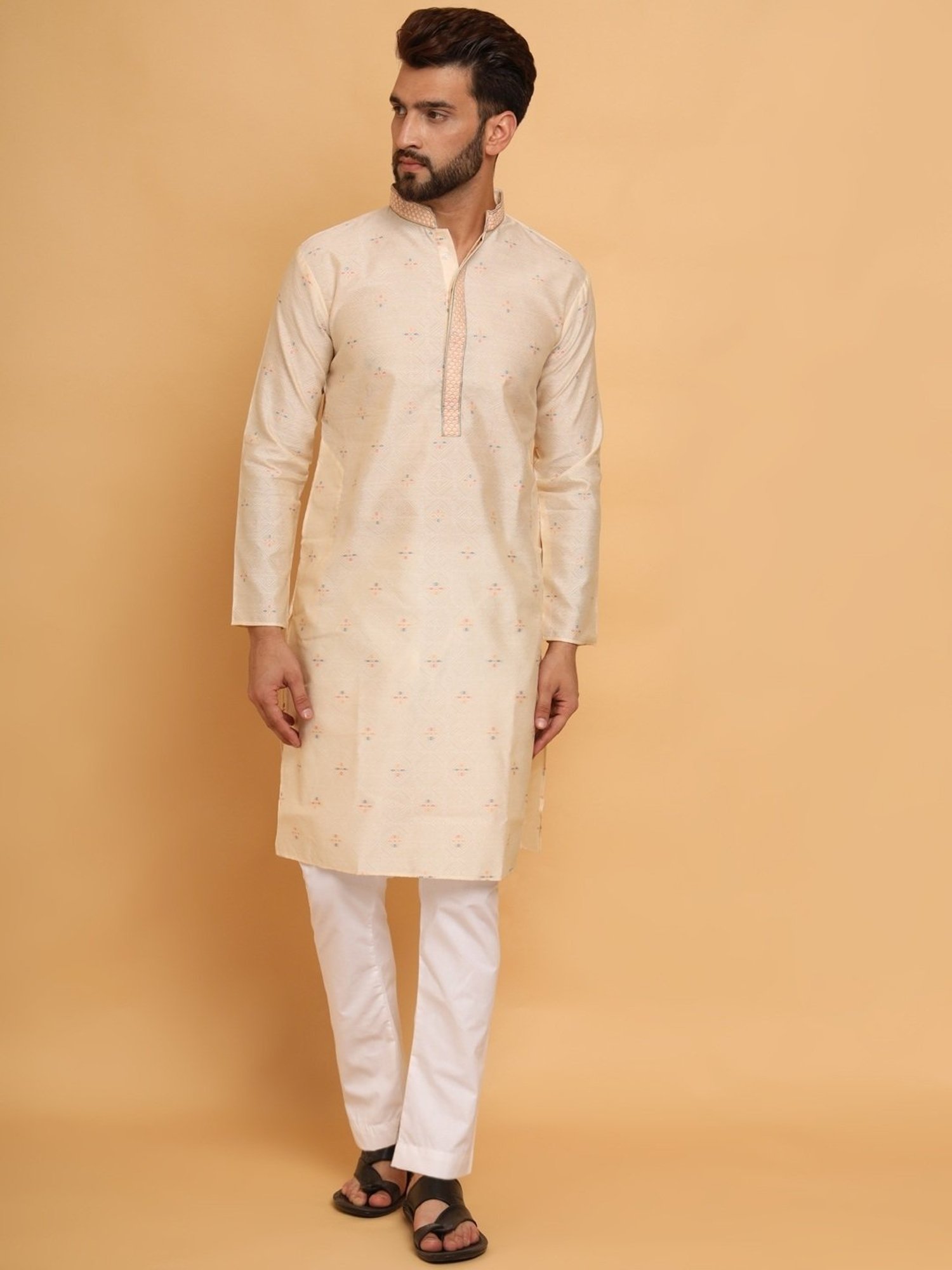 SWAGG INDIA Cream Regular Fit Kurta