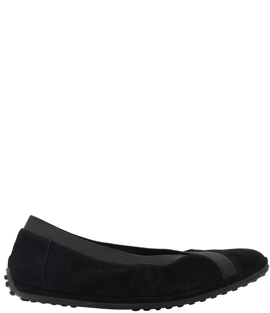 L'Amour Des Pieds Yerusha Suede Flats