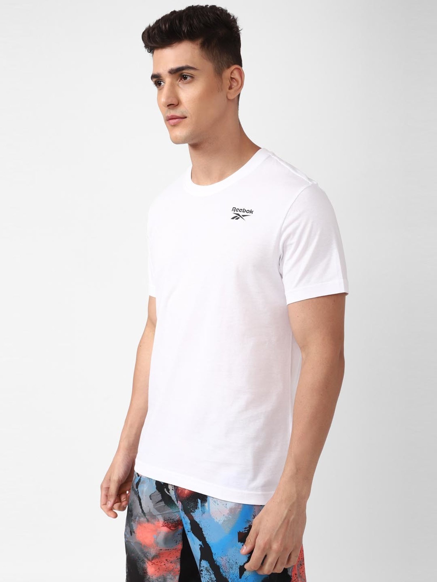 Reebok White Cotton Regular Fit T-Shirt