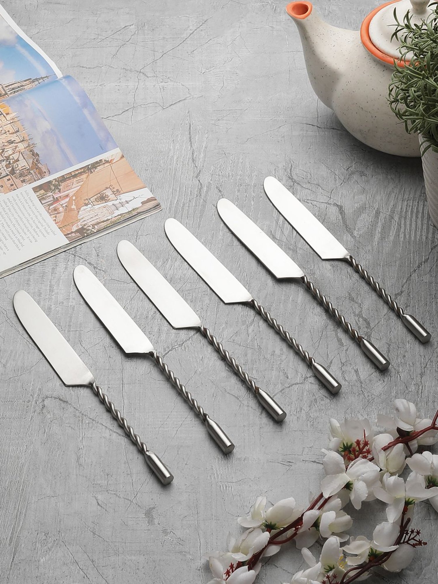 VarEesha Silver Stainless Steel Twisted Handle Knives - Set of 6