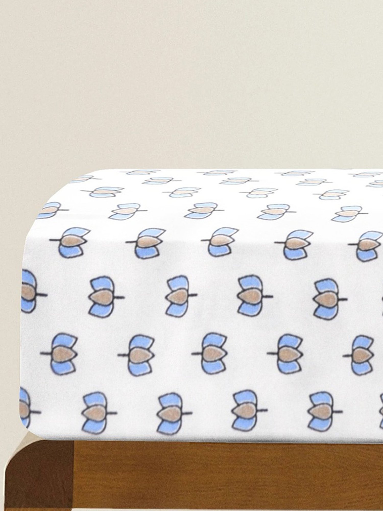 The Baby Atelier White Cotton Fitted Crib sheet