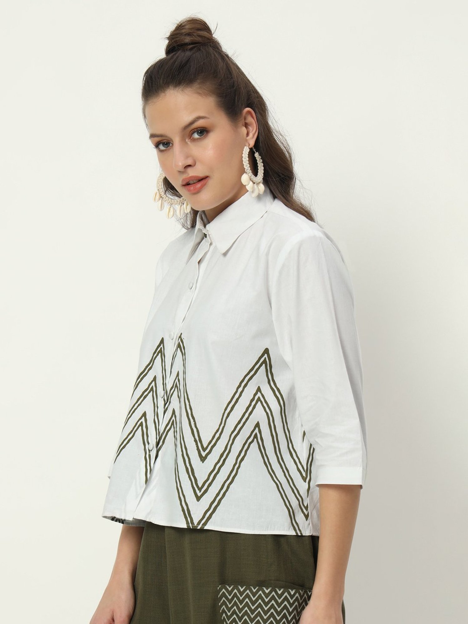 9rasa White Cotton Printed Shirt