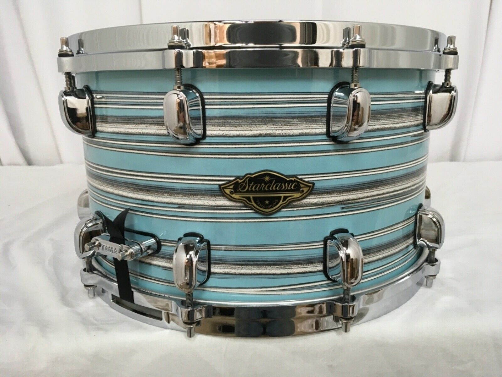 Tama Starclassic Walnut/Birch 14" X 8" Snare Drum/Lacquer Arctic Blue Oyster
