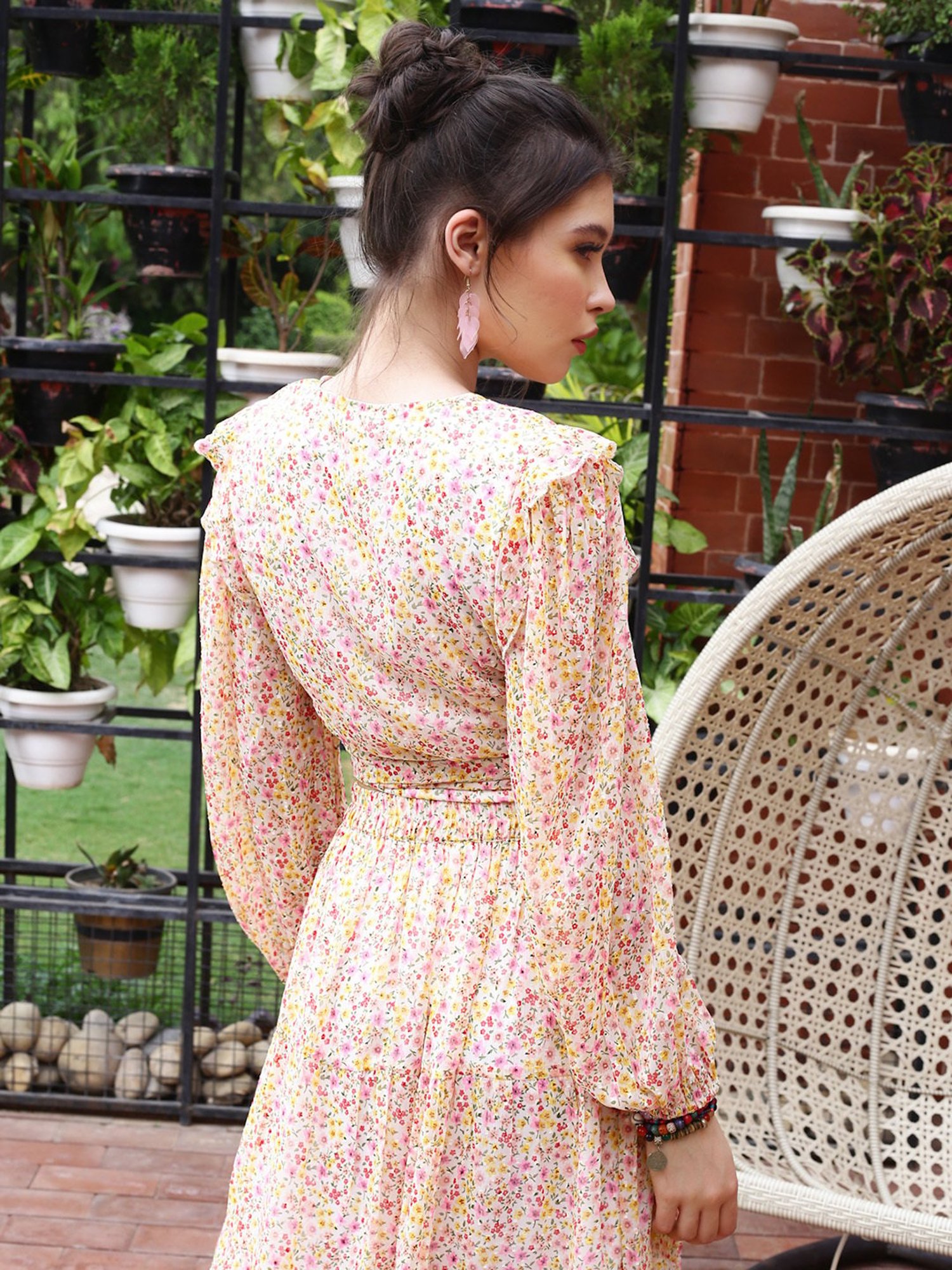 Sera Off White Floral Print Top