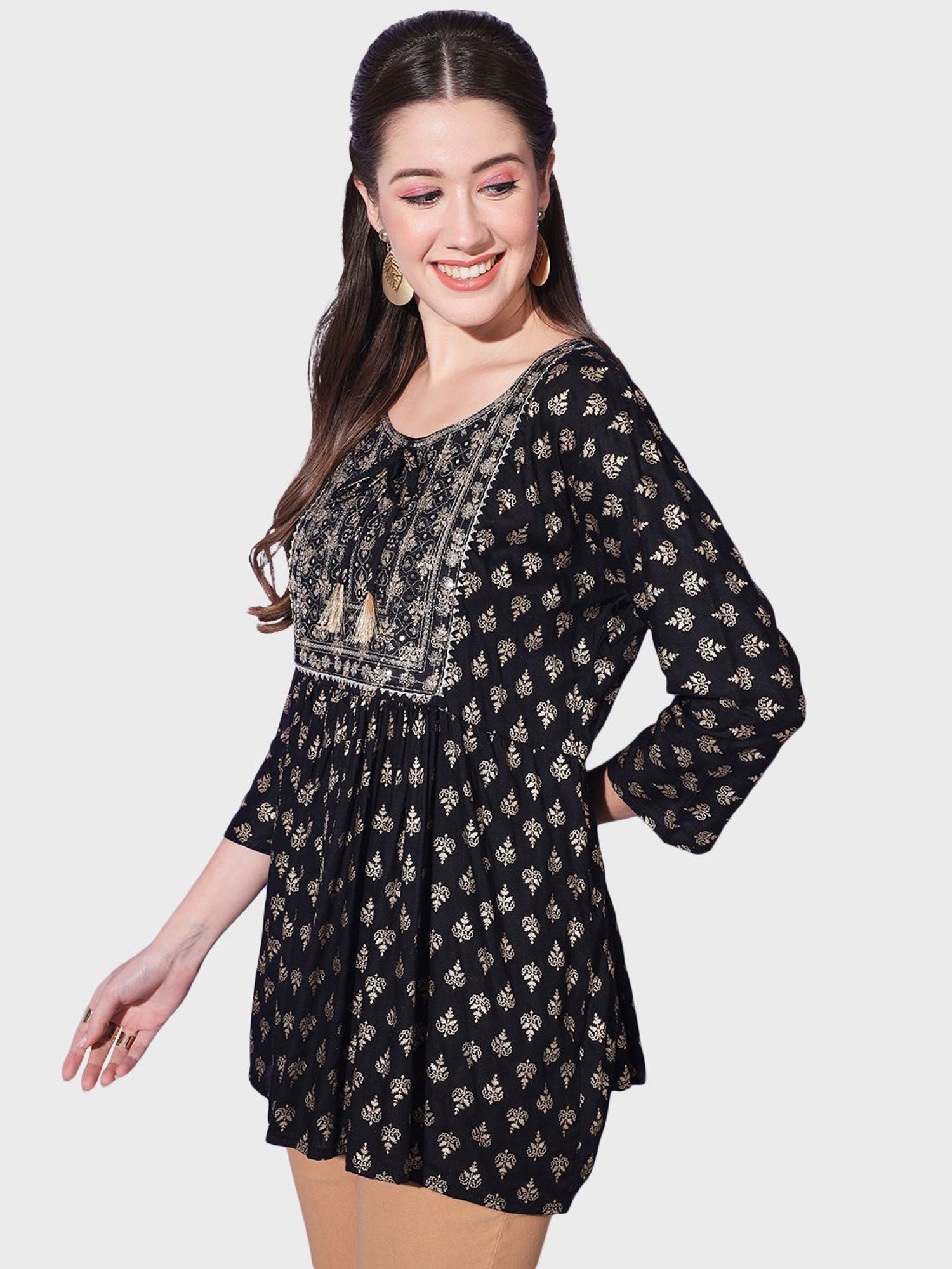 BUYNEWTREND Black Cotton Printed A Line Short Kurti