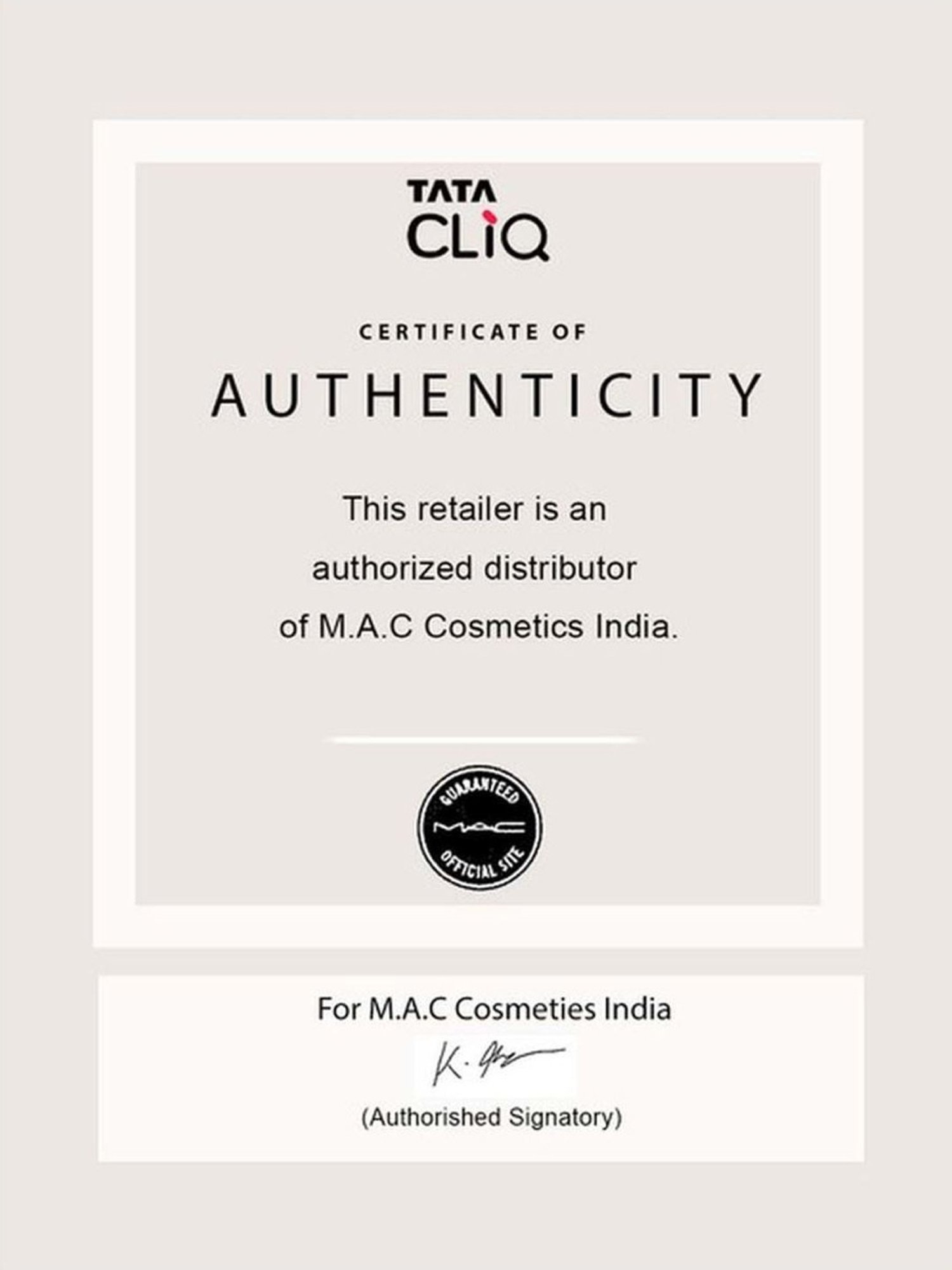 M.A.C In Extreme Dimension 24Hr Kajal Eye Liner Black - 0.8 g