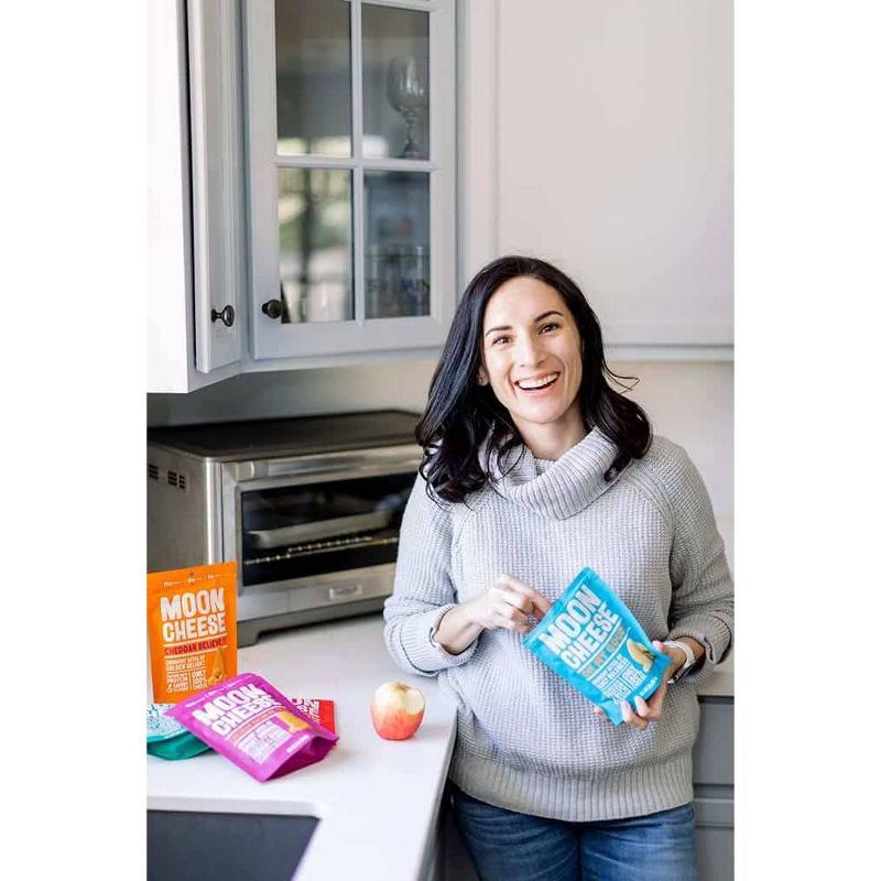 Boar's Head Garlic and Herb Chevre Goat Cheese - 4oz