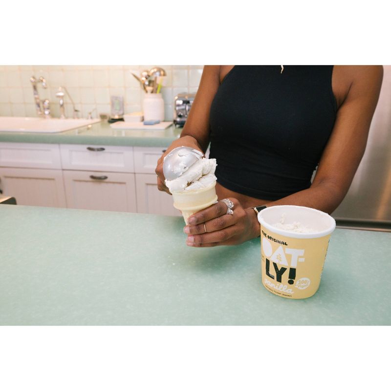 Oatly Vanilla Non-Dairy Frozen Dessert - 16oz