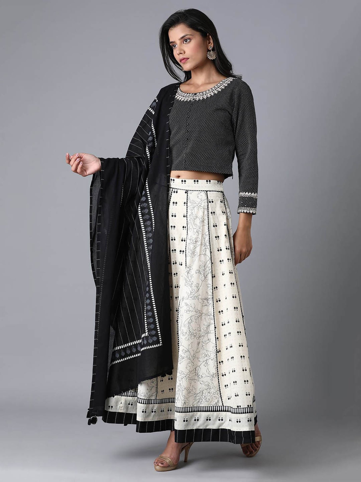 W Grey Box Embroidered Top