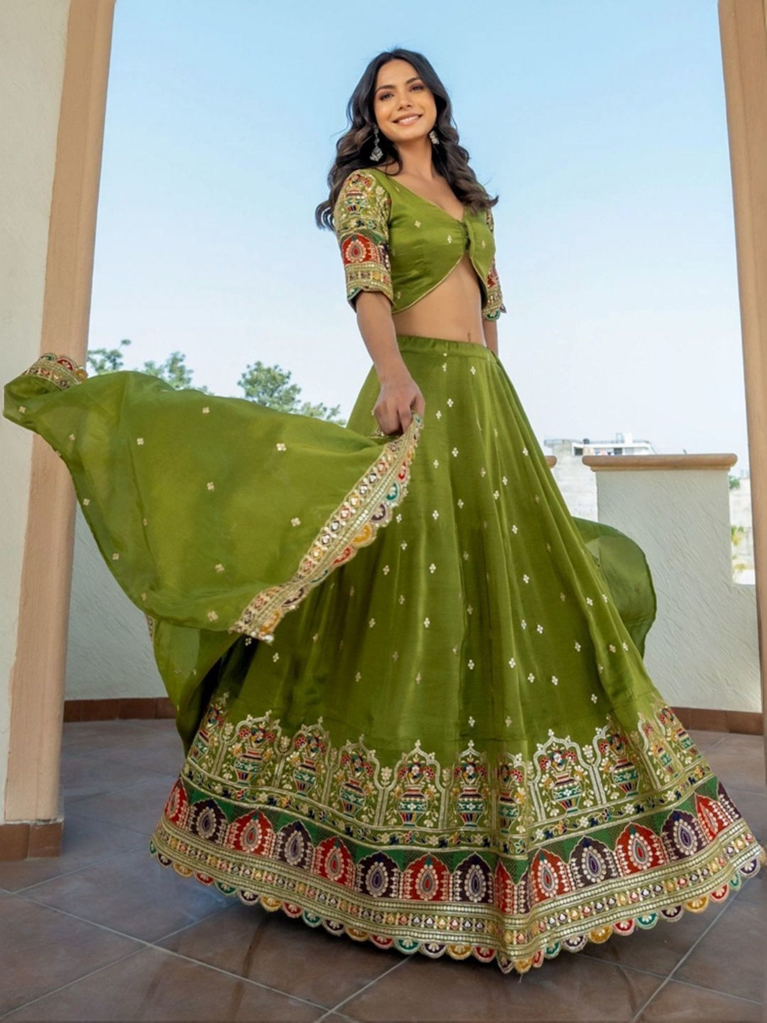 HOUSE OF JAMOTI Green Embroidered Lehenga Choli Set With Dupatta