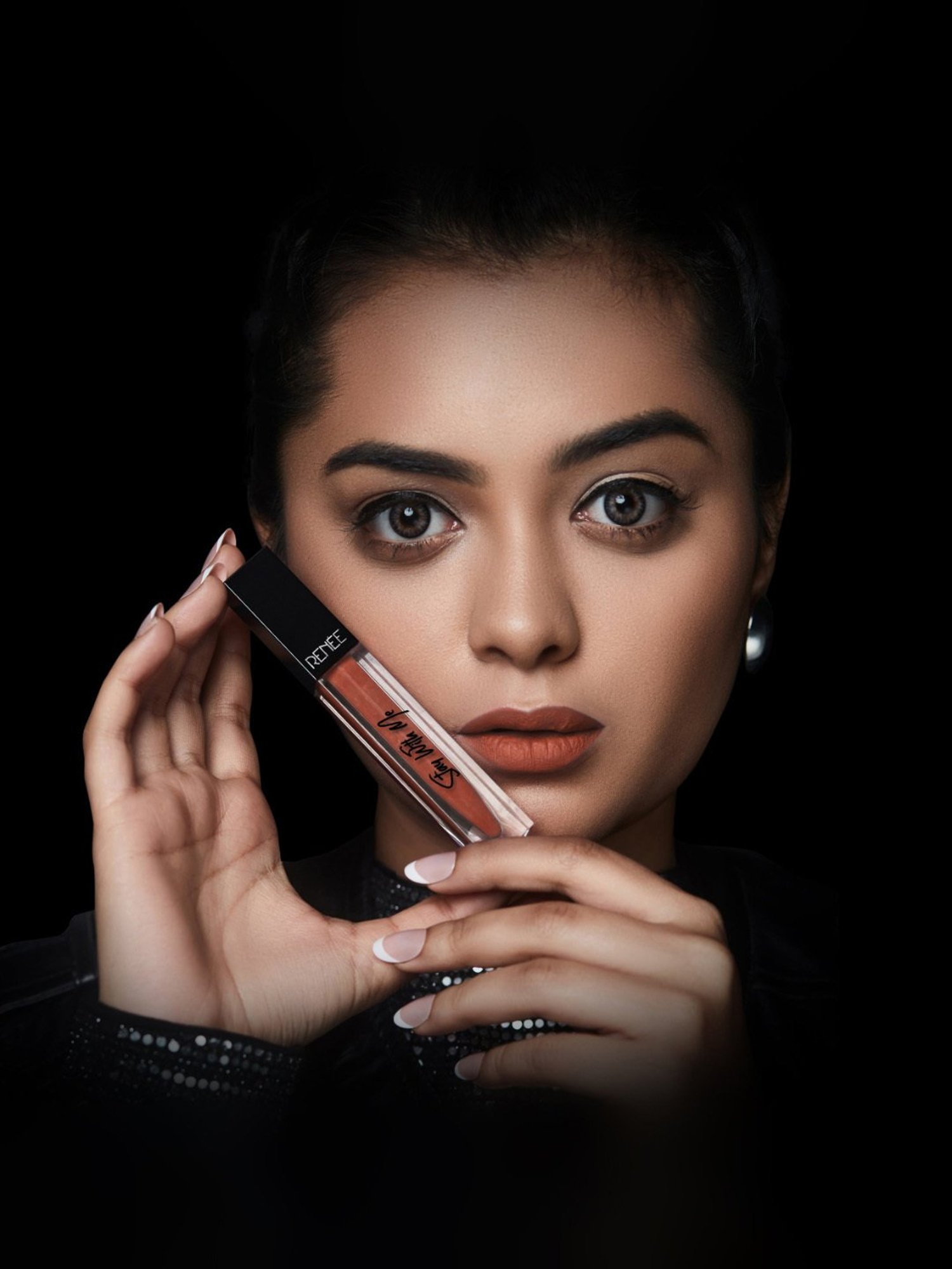 RENEE Stay With Me Matte Lip Color Creme Of Caramel - 5 ml