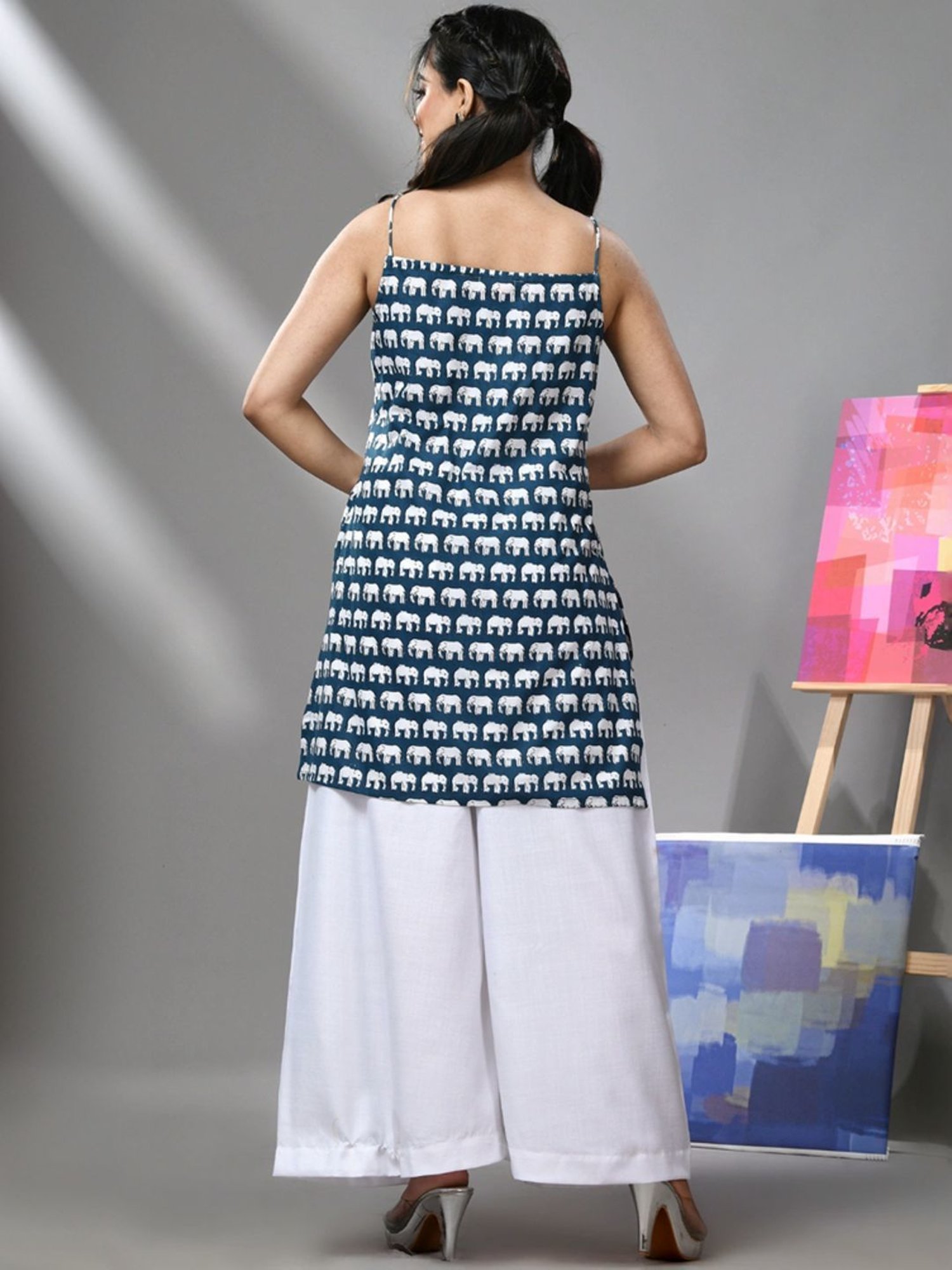 Charukriti Blue Cotton Printed Straight Kurti