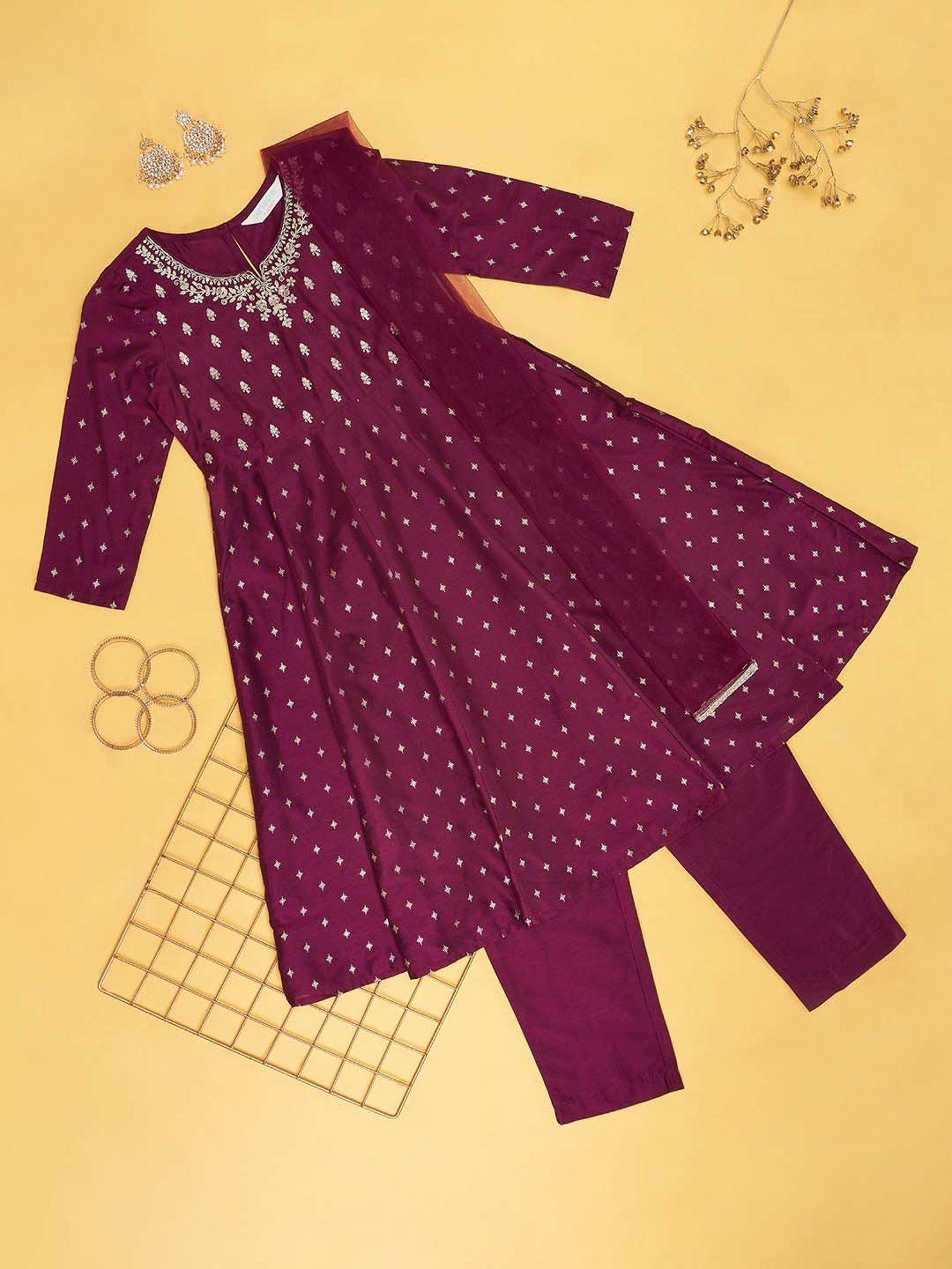 Akkriti by Pantaloons Kids Wine Embroidered Kurta Set