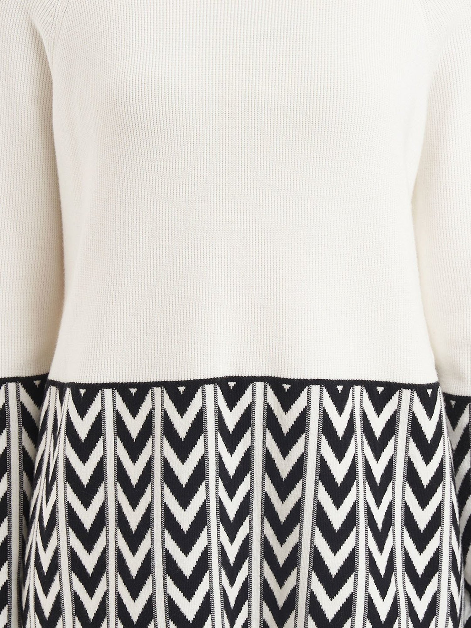 Kazo Off White Geometric Sweater