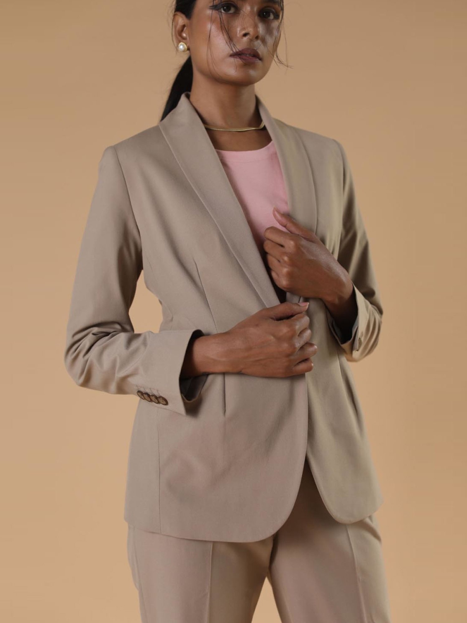 Qua Beige The Menaka Suit