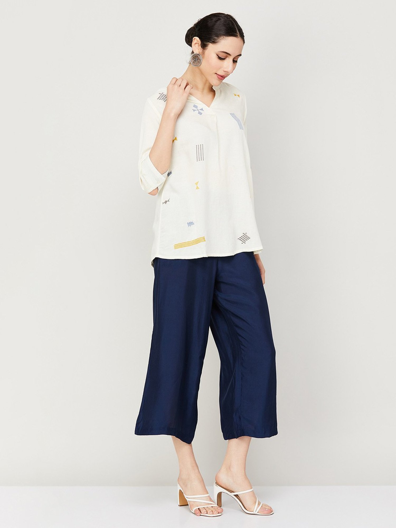 Color Me by Melange Off White Printed Top