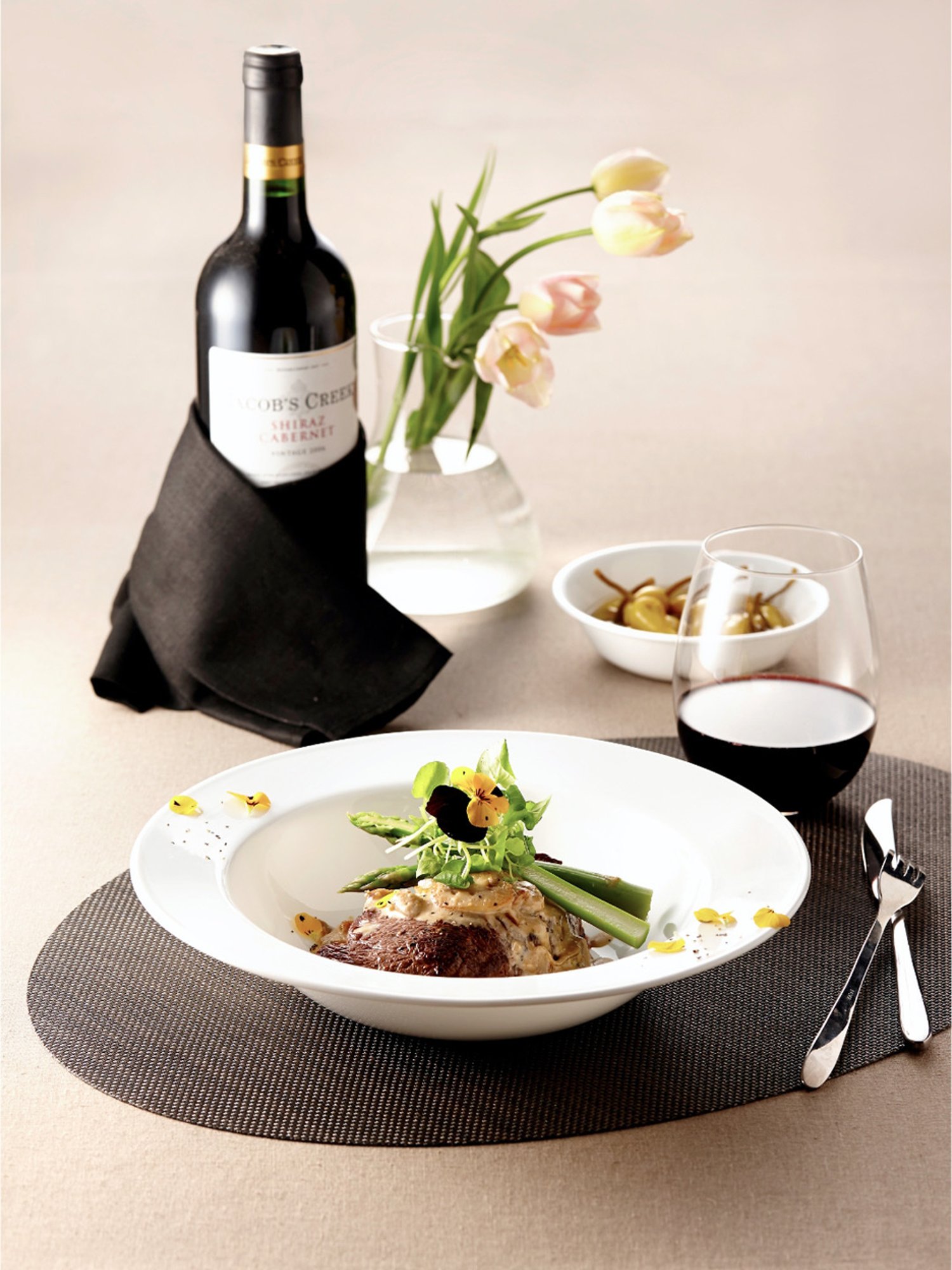 Corelle Livingware Winter Frost White 532ml Cereal, Soup Bowl Pack of 3