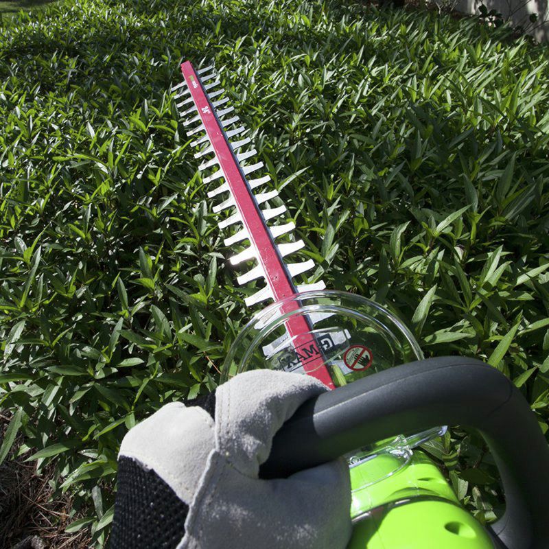 Greenworks 22262 40V G-MAX Lithium-Ion 24 in. Rotating Hedge Trimmer