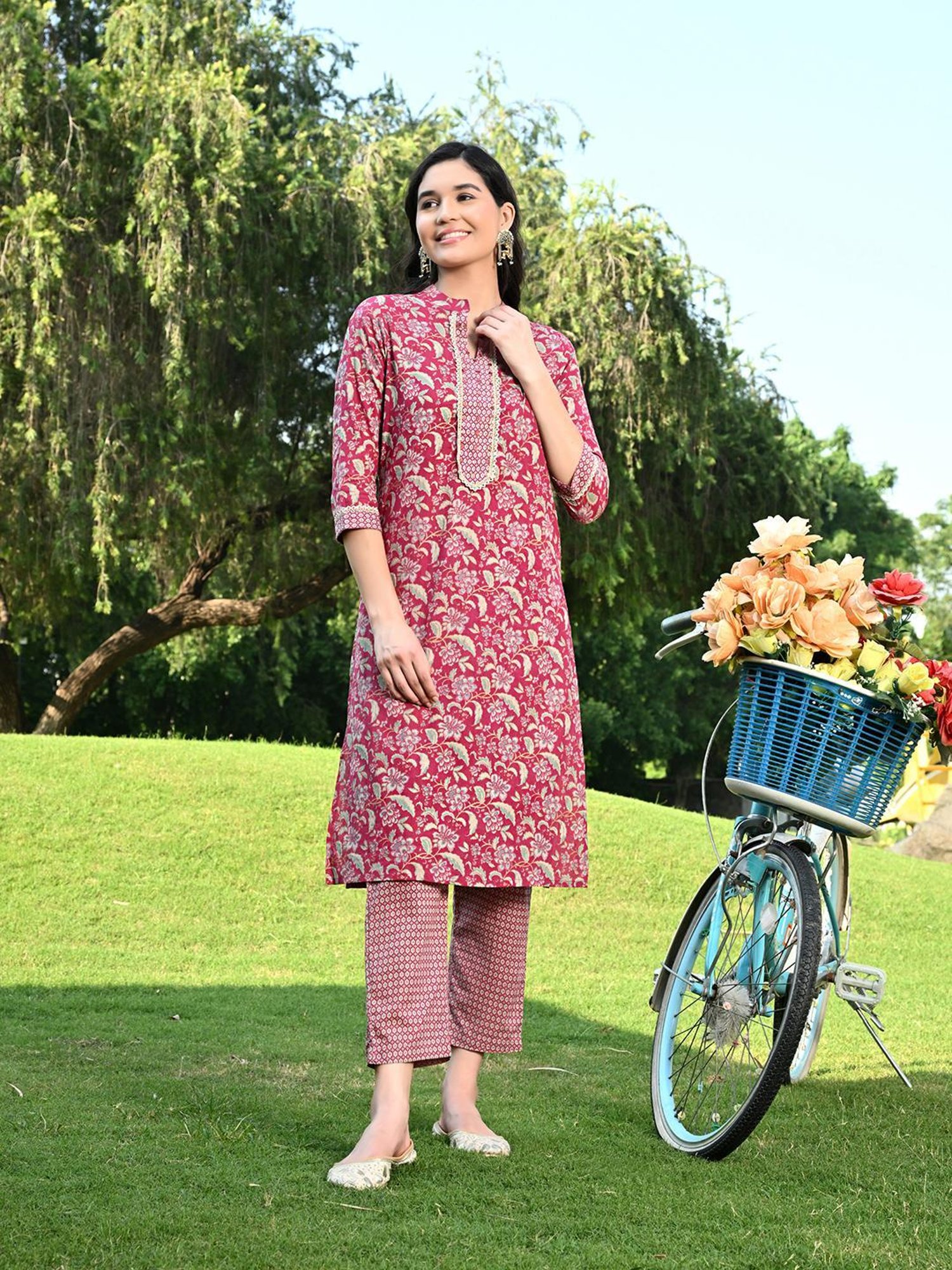 DECKEDUP Pink Floral Print Kurta With Pants