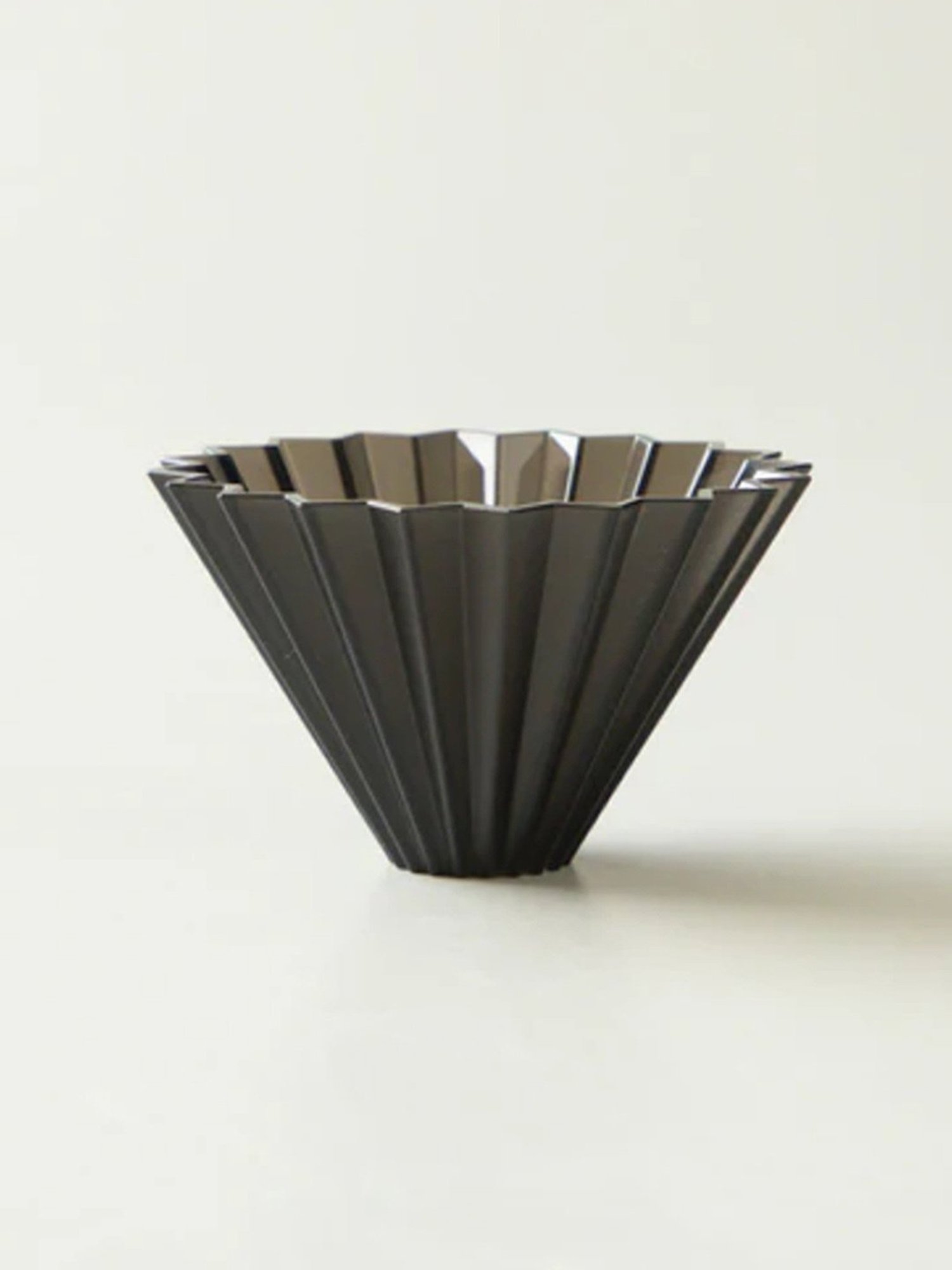 ORIGAMI Coffee Dripper Air Medium (Black)
