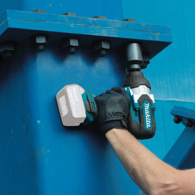 Makita XWT08XVZ 18V LXT Cordless Lithium-Ion Brushless High Torque 1/2 in. Drive Utility Impact Wrench (Tool Only)