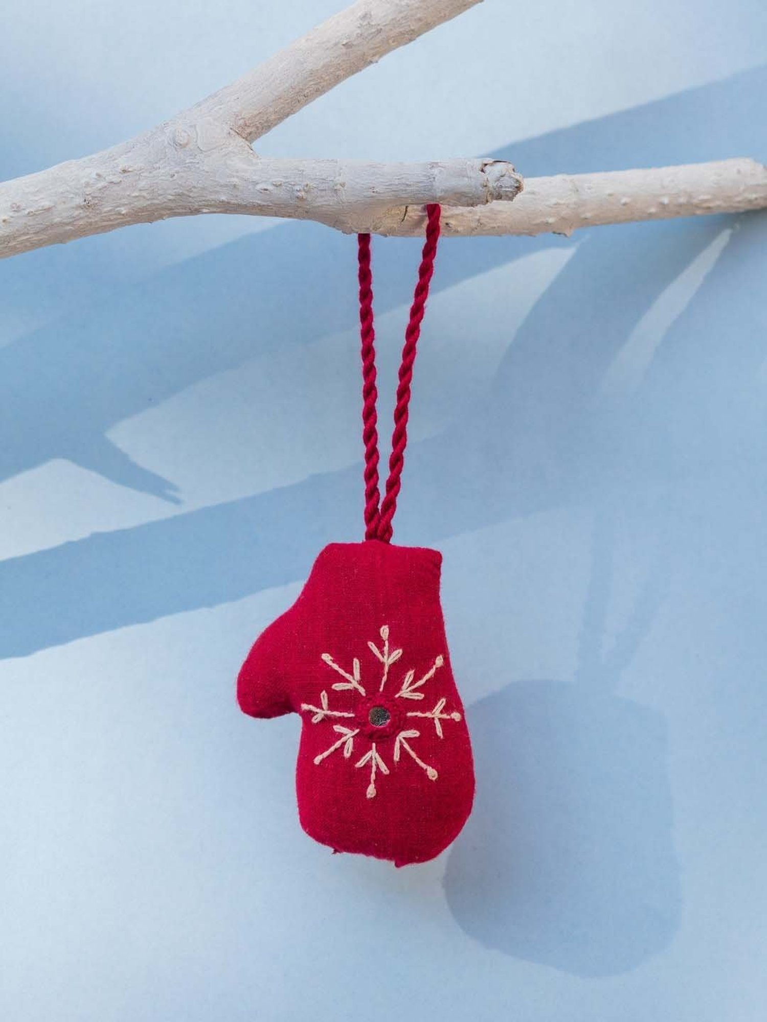 Okhai Red & White Cotton Sweater Weather Hand Embroidered Mitten - Set of 1