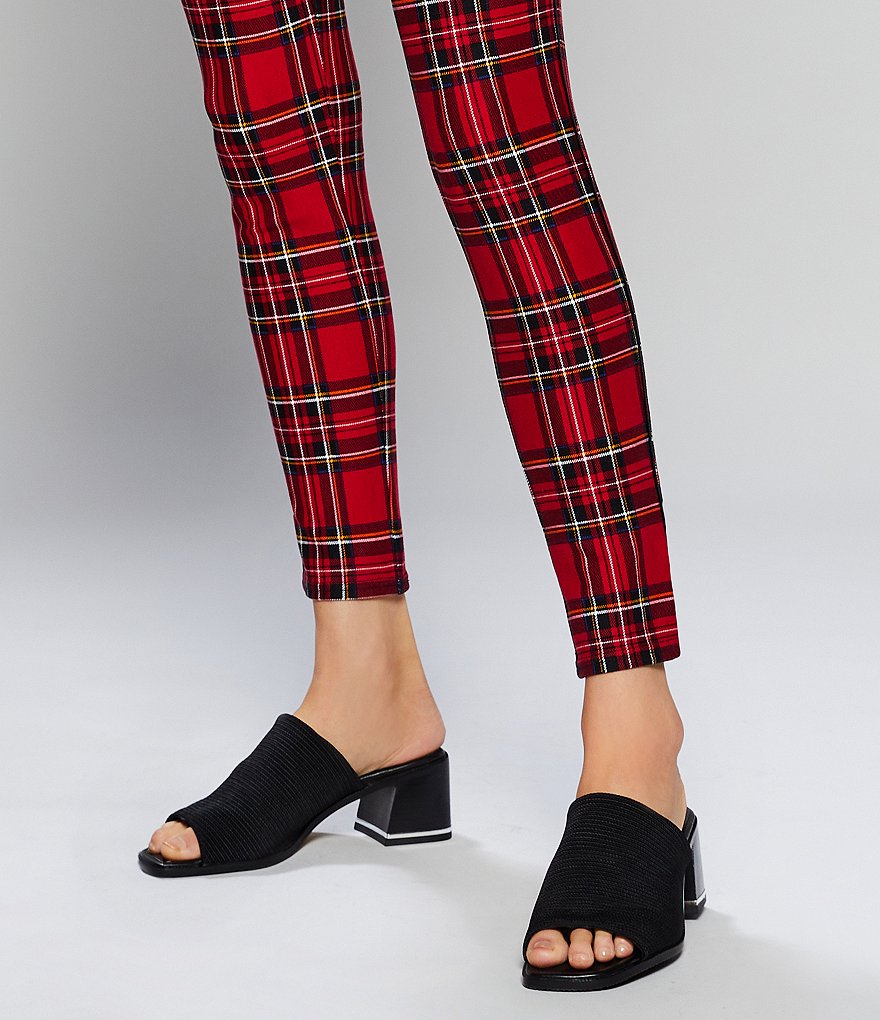 Donald Pliner Hazee Stretch Fabric Block Heel Toe Post Mules