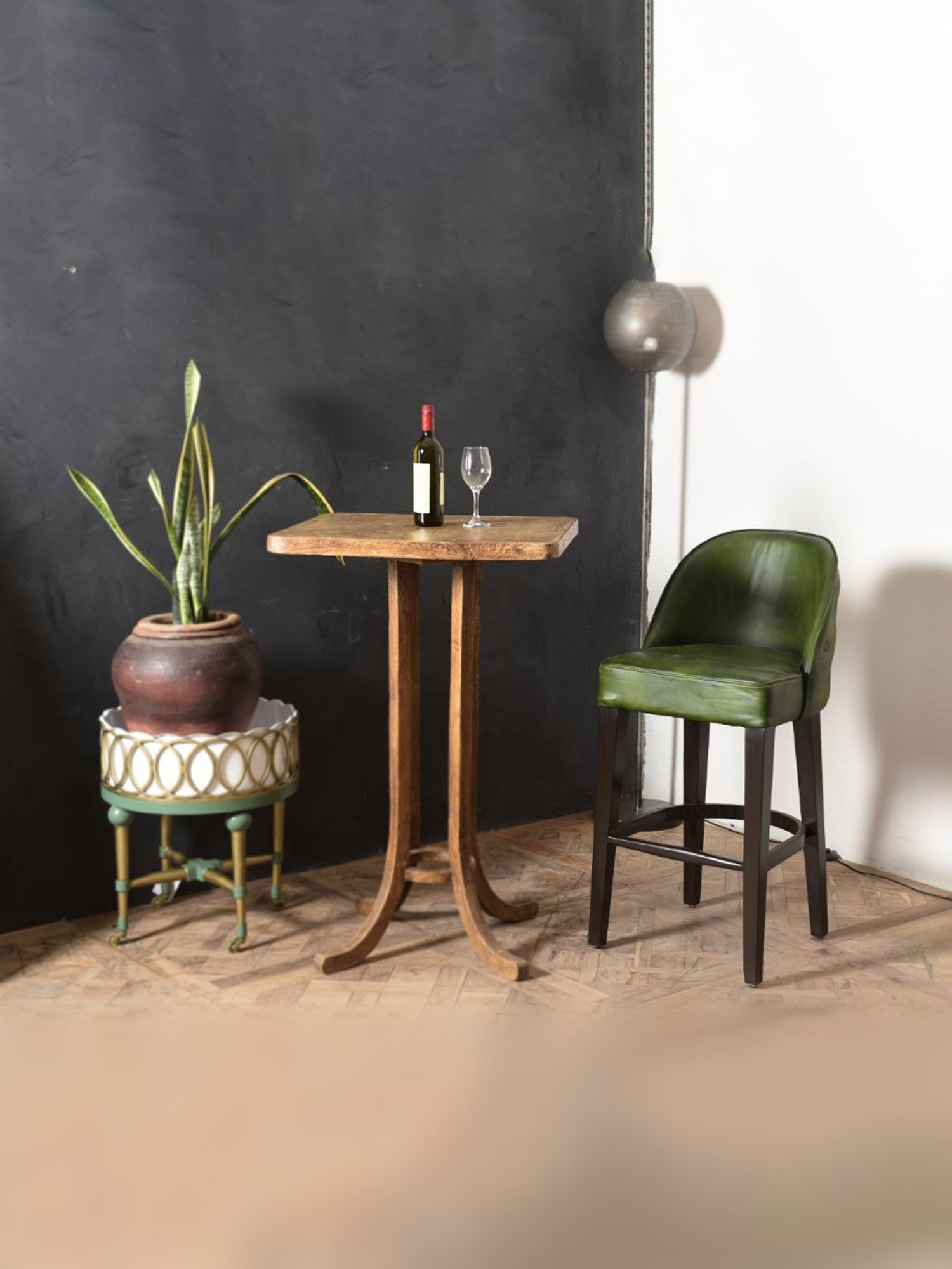 Artisans Rose English Pub Chesterfield Green Sheesham Wood & Leather Bar Chair