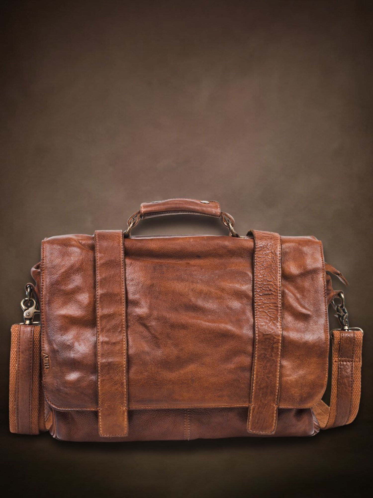 Art N Vintage Axel Cognac Leather Solid Large Laptop Messenger Bag