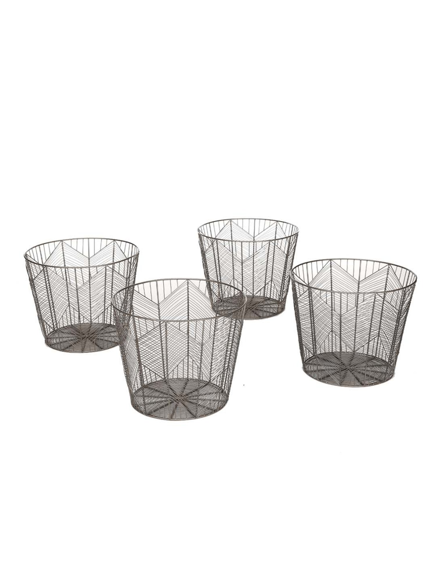 VarEesha Brown & Black Bamboo Multi-Purpose Basket - Set of 1