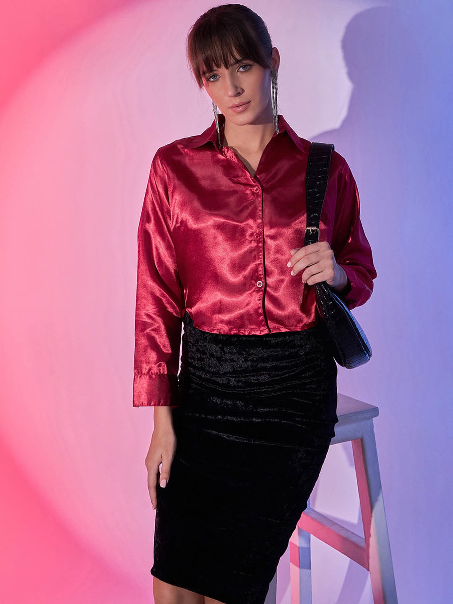 BUYNEWTREND Red Cropped Shirt