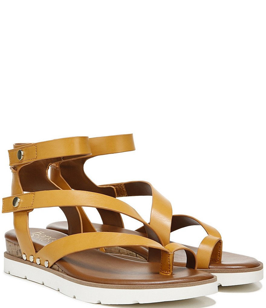 Franco Sarto Daven Toe Loop Thong Sandals
